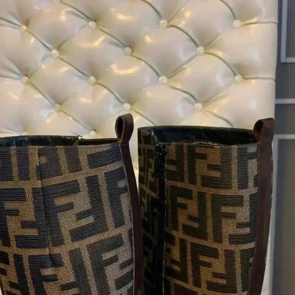 Fendi boots - Picture 9 of 16